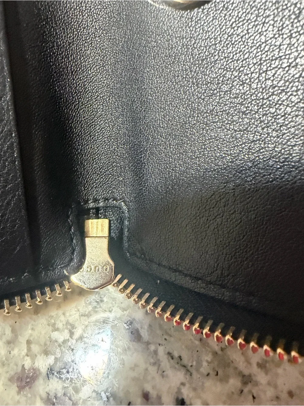 Authentic Gucci Black Leather 6 Key Ring Zip Pouch